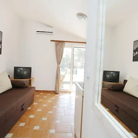 House Pesa Apartman Vir
